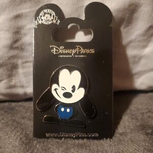 Disney Oswald The Lucky Rabbit Trading Pin
